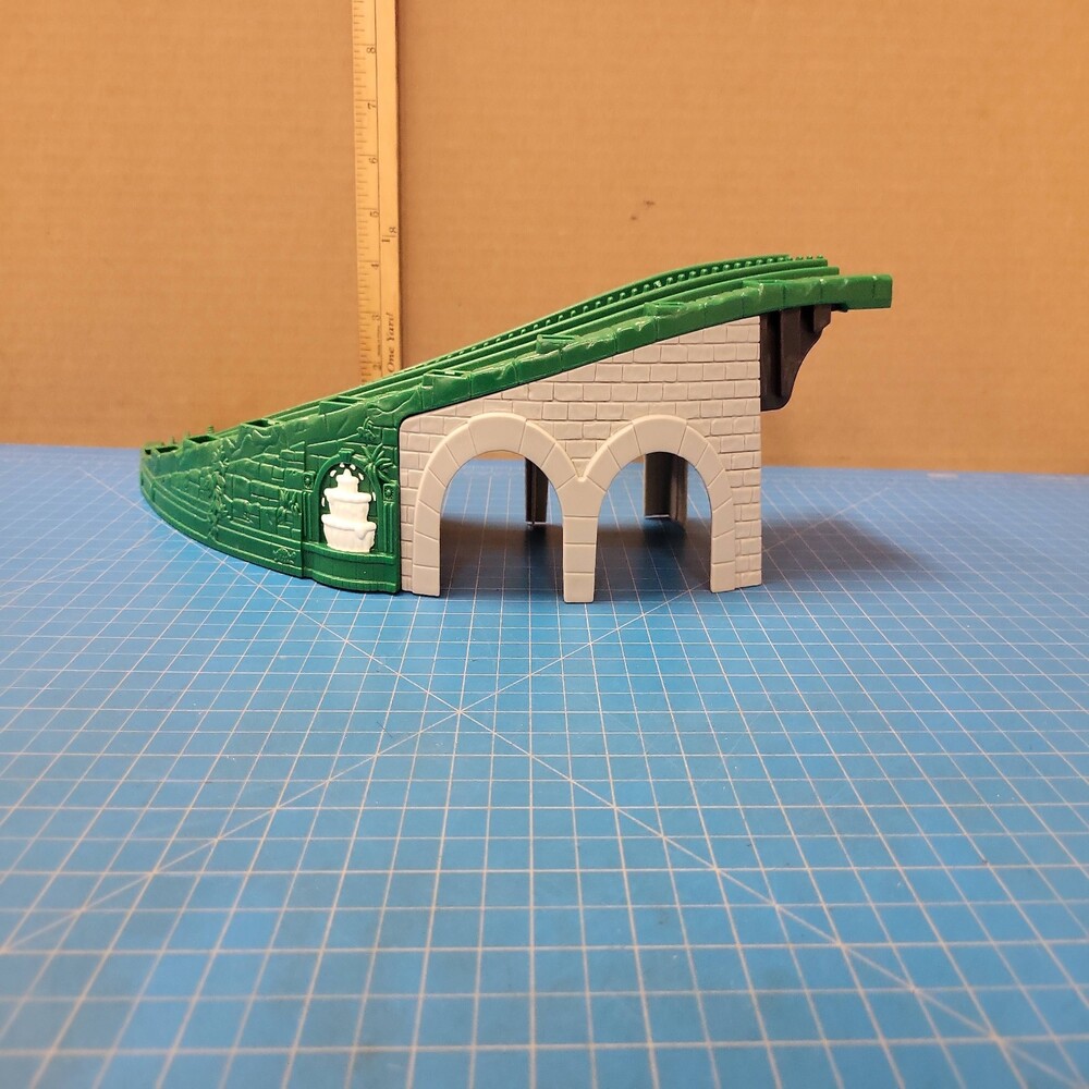 Thomas Friends Train Track Lot 2 Green Arched Bridge Pieces Toy Railway - Picture 8 of 8
